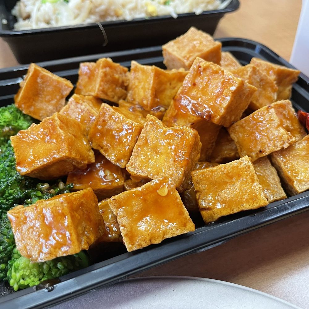 Orange Tofu ($11.95)