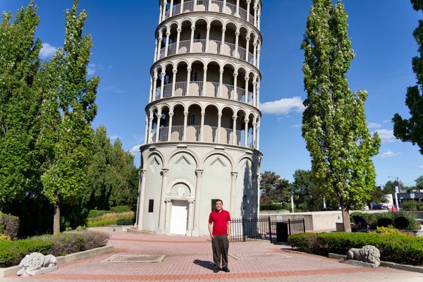 Leaning Tower of Niles by null