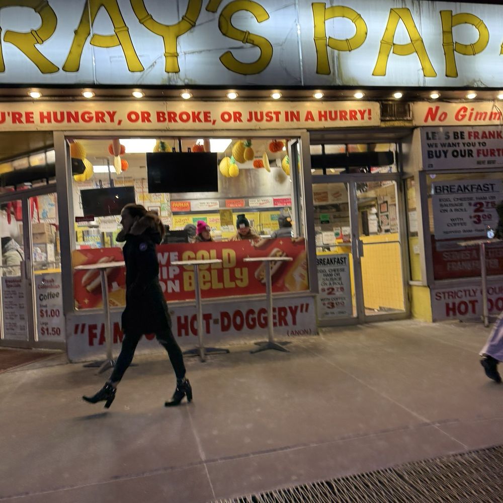Gray's Papaya - Hot Dogs Near Me - New York, New York Gray's Papaya - Hot Dogs Near Me - New York, New York