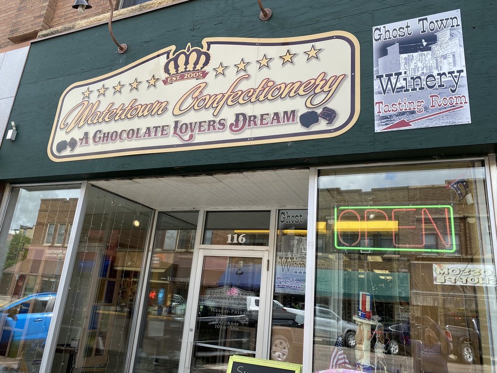 WATERTOWN CONFECTIONERY Updated October 2024 13 Photos 116 E Kemp