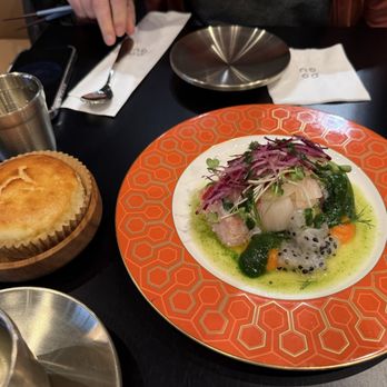 POGU - Injeolmi cake and blue crab cabbage jjim - Korean Near Me - Daly City, California