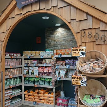 Trader Joe's - Grocery Near Me - University Place, Washington