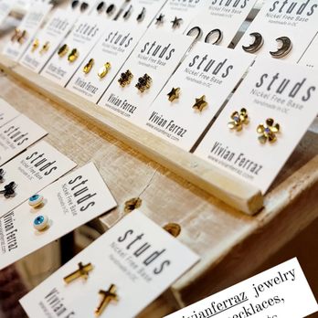 Poppi Seed Market - Christmas decor, candles, clothing, jewelry, sweets, plants, & more. 45+ vendors  who handcraft, hand make, & repurpose items. - Pop-up Shops Near Me - Irvine, California