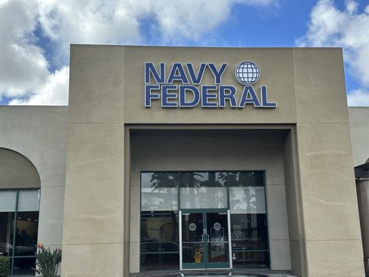 NAVY FEDERAL CREDIT UNION - Updated July 2025 - 31 Photos & 178 Reviews - Navy Federal Credit Union San Bernardino