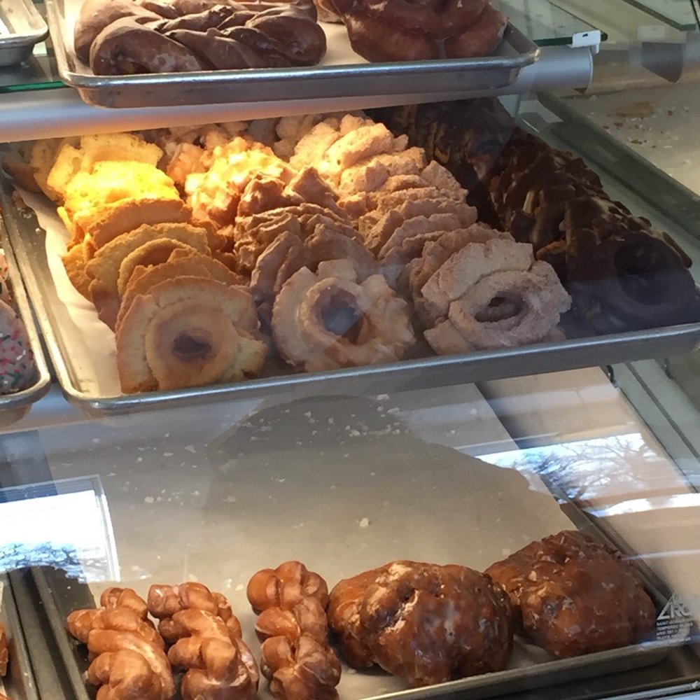 Hans' Bakery - Yum. - Bakeries Near Me - Anoka, Minnesota