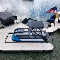 Florida Dock & Boat Lifts - Wave Armor Authorized Dealer
Pontoon Port
Dual PWC Ports with canopy
Floating dock system