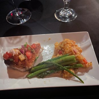 Vernon's Speakeasy - Steakhouses Near Me - Los Ranchos, New Mexico
