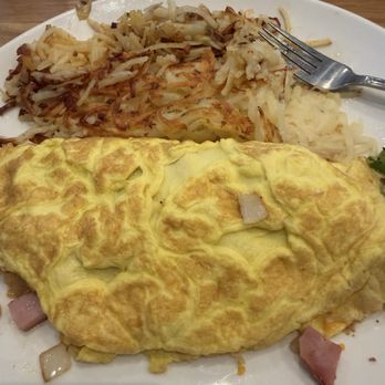 Broken Yolk Cafe - Breakfast & Brunch Near Me - Las Vegas, Nevada