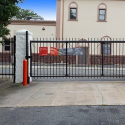 Public Storage