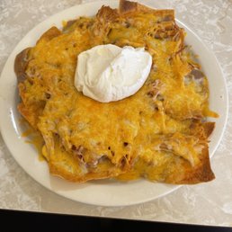Small shredded chicken nachos no guacamole Small shredded chicken nachos no guacamole