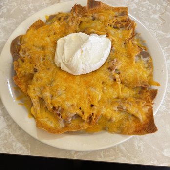 Girasoles - Small shredded chicken nachos no guacamole - Mexican Near Me - Denison, Texas Girasoles - Small shredded chicken nachos no guacamole - Mexican Near Me - Denison, Texas