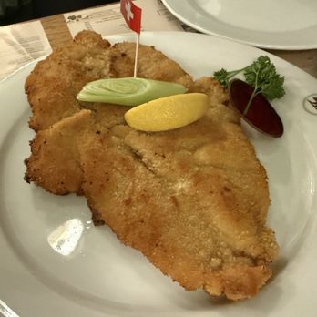 Zum Braunen Mutz - Bars Near Me - Basel, BS