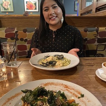 Lily's Seafood - North Shore Seafood Pasta - Breweries Near Me - Royal Oak, Michigan