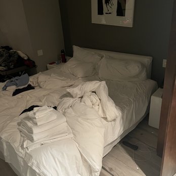 Hotel on Rivington - Our hotel room after asking to have it tended to. - Hotels Near Me - New York, New York Hotel on Rivington - Our hotel room after asking to have it tended to. - Hotels Near Me - New York, New York