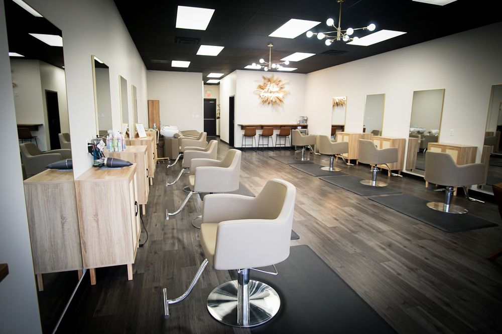 Pintail Salon & Co Logo