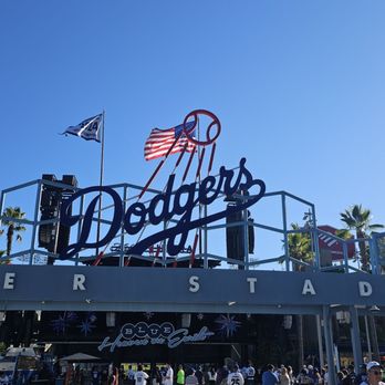 Dodger Stadium - Stadiums & Arenas Near Me - Los Angeles, California