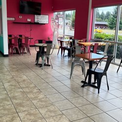 Simple and Delicious Donut Shop - Inside their establishment