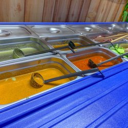 Los Compadres - Self-serve salsa bar!!!