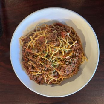 Primavera Pizzeria & Grill - Spaghetti with meat sauce - Pizza Near Me - Fredericksburg, Virginia Primavera Pizzeria & Grill - Spaghetti with meat sauce - Pizza Near Me - Fredericksburg, Virginia