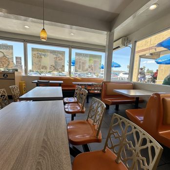 Fosters Freeze - AC and fan running Indoor seating - Ice Cream & Frozen Yogurt Near Me - San Diego, California Fosters Freeze - AC and fan running Indoor seating - Ice Cream & Frozen Yogurt Near Me - San Diego, California