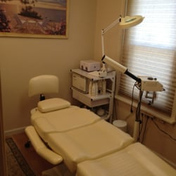 Reflections - Facial room
