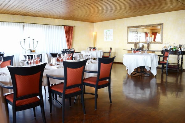 Restaurant Panorama by null