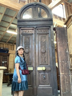 Round Top Ranch Antiques – European Antique Furniture by null