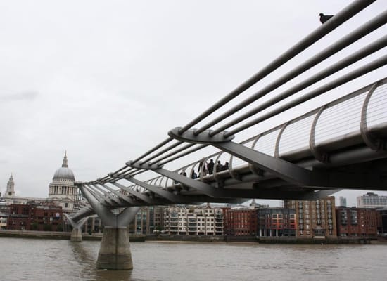 Millennium Bridge by null