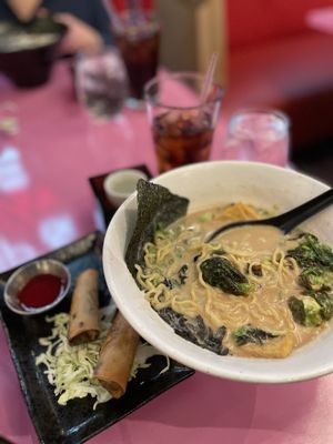 Hot Noods Noodle Bar by null