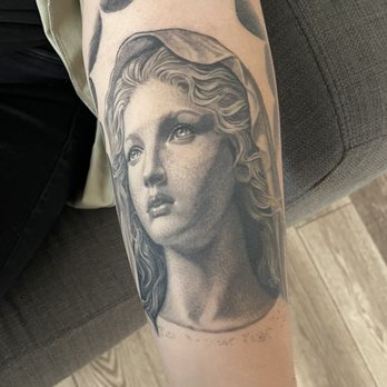 Bixby Knolls Tattoo - Tattoo Near Me - Long Beach, California