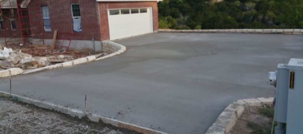 Slide of Pauls Concrete and Landscaping