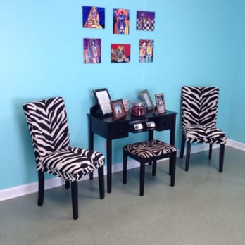 Le Paw Royale Pet Grooming - Pet Groomers Near Me - Suffolk, Virginia Le Paw Royale Pet Grooming - Pet Groomers Near Me - Suffolk, Virginia