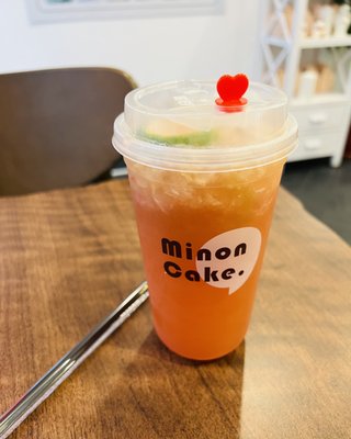Minon Cake by null