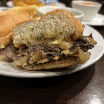 Carnation Cafe & Lounge - French dip - Steakhouses Near Me - Carnation, Washington