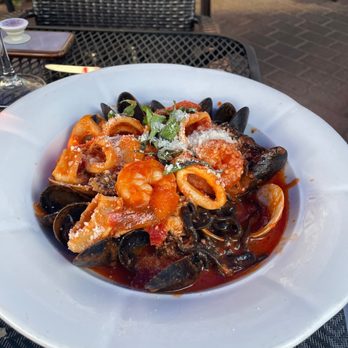 Amarone Ristorante - Italian Near Me - Teaneck, New Jersey