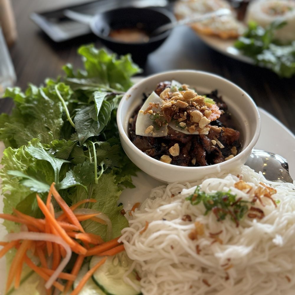 Bep Viet Restaurant - Vietnamese Near Me - Falls Church, Virginia