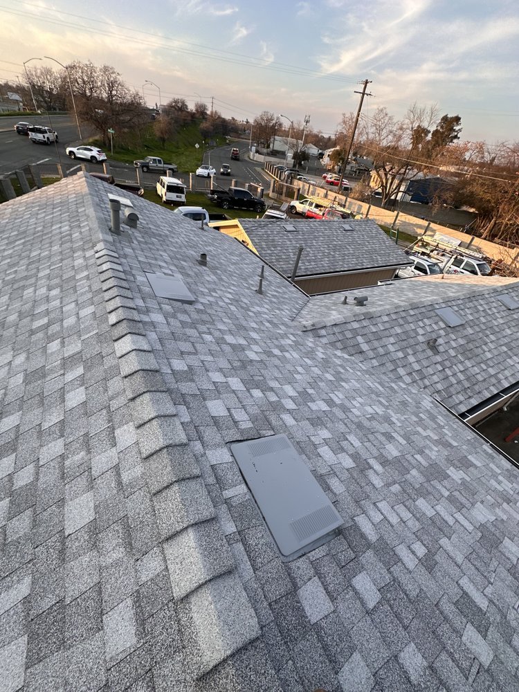 Slide of Reliable Roofing Loomis