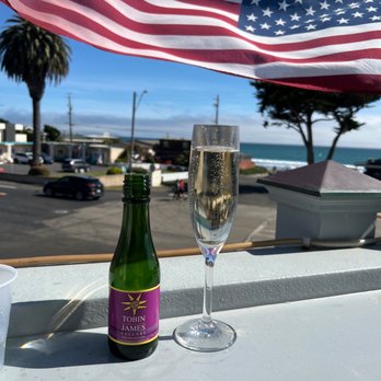 Beach Bums - Cayucos - Tobin James Split - Wine Bars Near Me - Cayucos, California