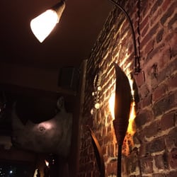 Zanzi.bar - La tête de rhino était sumpa
