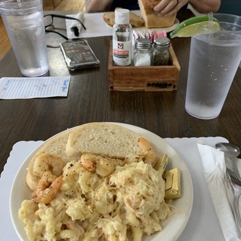Friendship House - Lobster Mac & Cheese, fresh loaf of bread - Bakeries Near Me - Wamego, Kansas Friendship House - Lobster Mac & Cheese, fresh loaf of bread - Bakeries Near Me - Wamego, Kansas