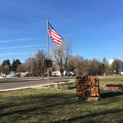 Tuc N Roll RV Park - Come stay with us!!                   Gather around the fire pit and meet some new friends!!!
