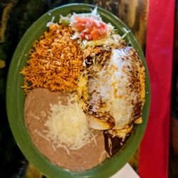 Lindo Mexico Restaurant - Mole enchiladas