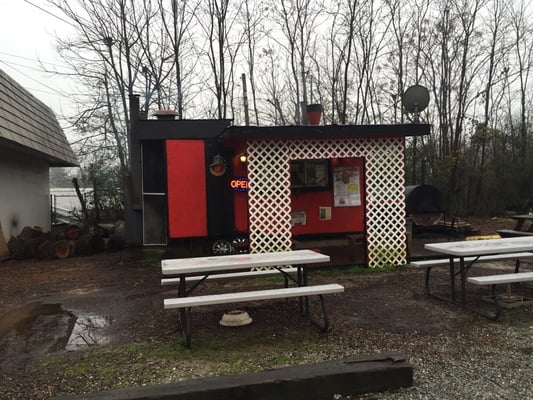 Crazy Ron's BBQ by null