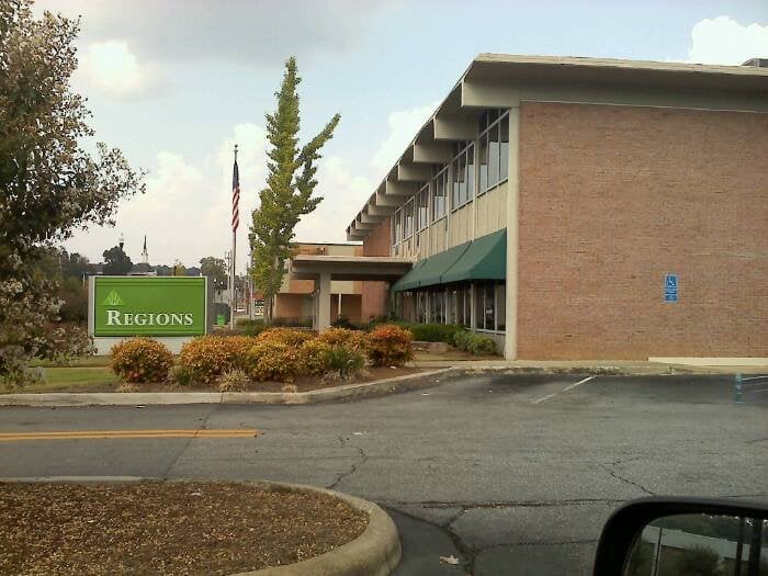 REGIONS BANK 1200 Broad St, Phenix City, Alabama Banks & Credit