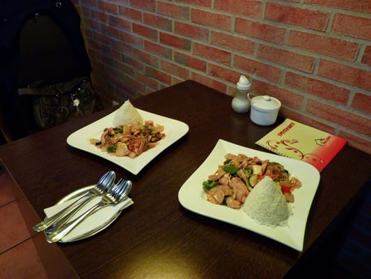 PHỐ VẮNG by null