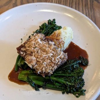 Trestle - Braised short rib -- kinda tough and dry - New American Near Me - San Francisco, California Trestle - Braised short rib -- kinda tough and dry - New American Near Me - San Francisco, California