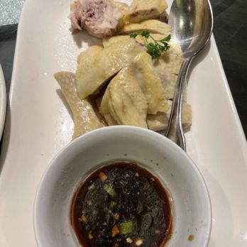 Red 99 Grill Bistro - Solid Cold Chicken, Hai Nan style. - Shanghainese Near Me - Temple City, California Red 99 Grill Bistro - Solid Cold Chicken, Hai Nan style. - Shanghainese Near Me - Temple City, California