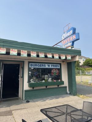 Sloop Tavern by null