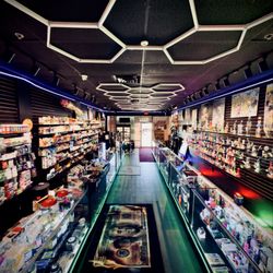Smoke and Vape Factory