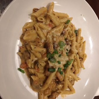 Wood N Tap - Blackened Chicken Pasta - American Near Me - Wallingford, Connecticut Wood N Tap - Blackened Chicken Pasta - American Near Me - Wallingford, Connecticut